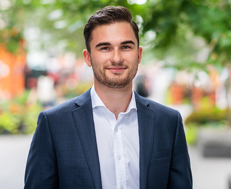 Headshot of Mitchell Hillier Thumbnail