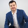 Headshot of Carson Walker Thumbnail